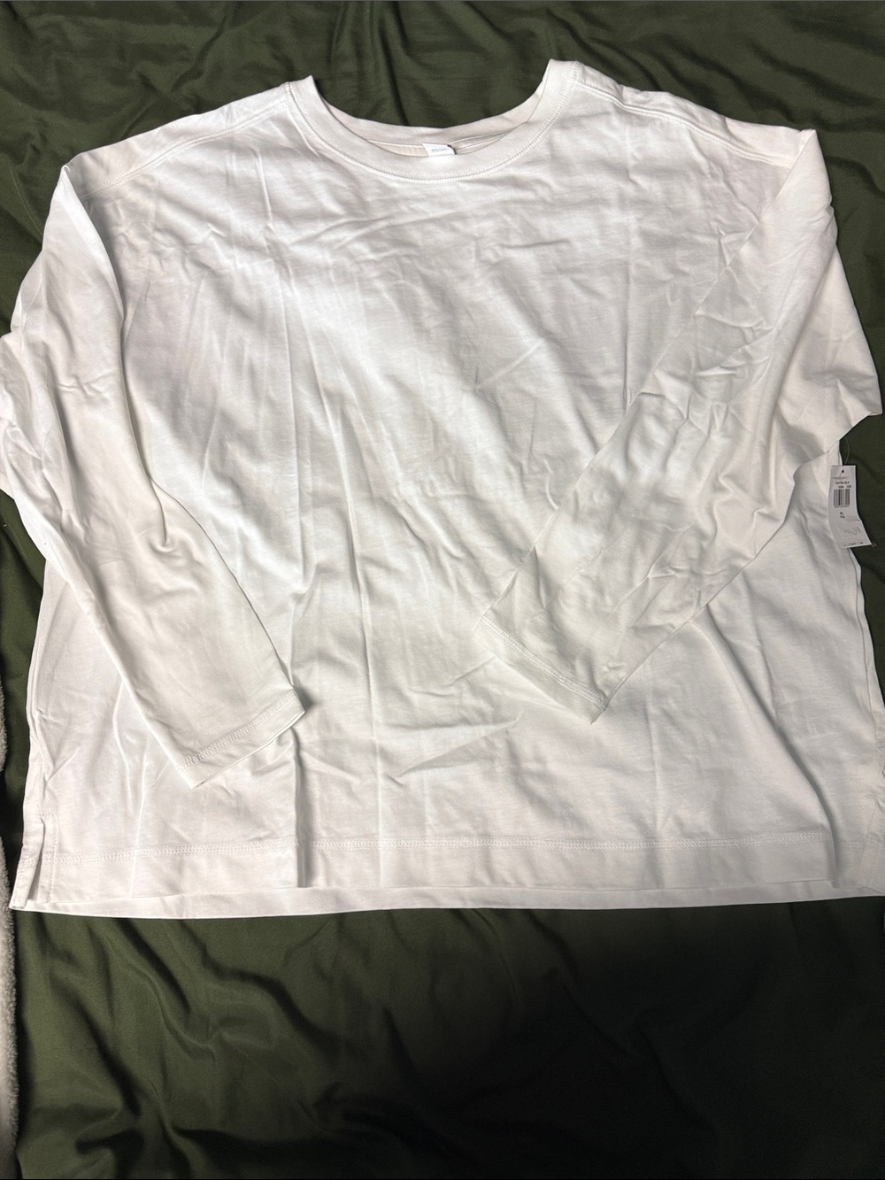 Old Navy Long Sleeve shirt